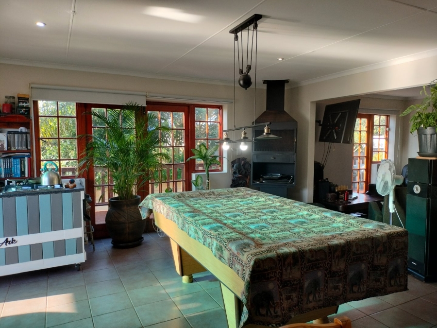 4 Bedroom Property for Sale in Fraaiuitsig Western Cape